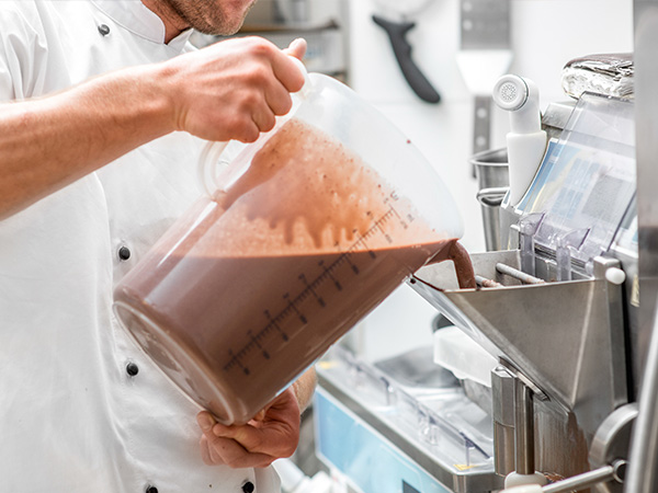korzyści z udziału w targach branżowych expo sweet - z perspektywy LYKKE